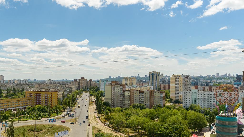 Artal Apartment On Obolonskaya Square 3 Kiev Buitenkant foto